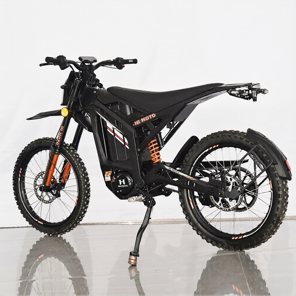 Acumulator Li-ion detașabil instalat pe cadru motocicletă electrică