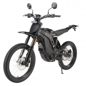 Motocicletă Electrică E RIDE PRO SS 3.0 L1e – Design agresiv negru, omologată pentru oraș și off-road.